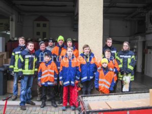 Die Jugendfeuerwehr und ihre Helfer